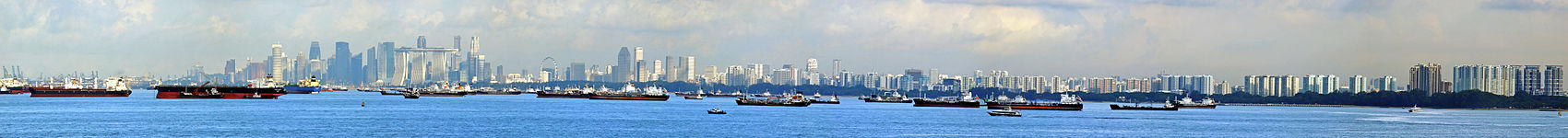 https://upload.wikimedia.org/wikipedia/commons/thumb/a/ac/Panoramic_view_of_the_Central_Business_District%2C_Singapore%2C_and_ships_-_20100712.jpg/1700px-Panoramic_view_of_the_Central_Business_District%2C_Singapore%2C_and_ships_-_20100712.jpg