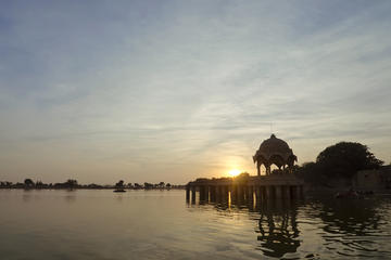 Gadi Sagar lake