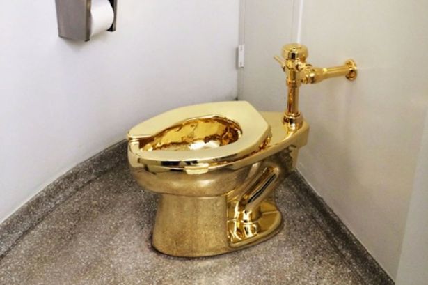 Gold Toilet - Maurizio Cattelan