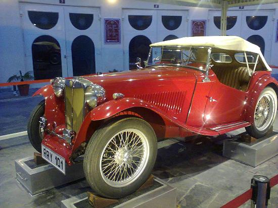 Vintage & Classic Car Museum